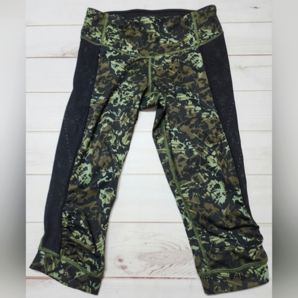 Lululemon Stop At Nothing Crop Full-On Luxtreme Size 4 - Pre-Owned